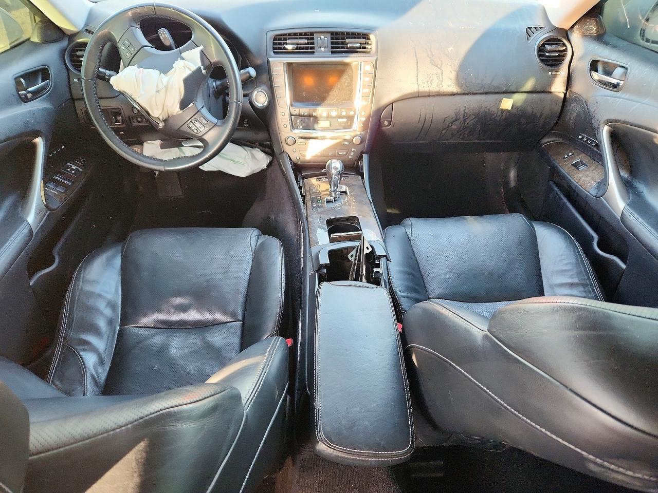 2010 LEXUS IS 250 photo 8
