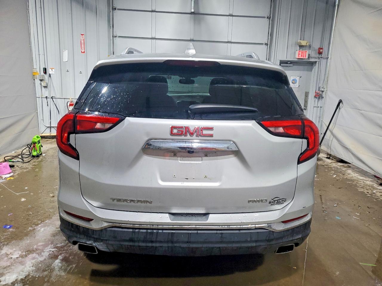 2019 GMC TERRAIN SLT photo 6