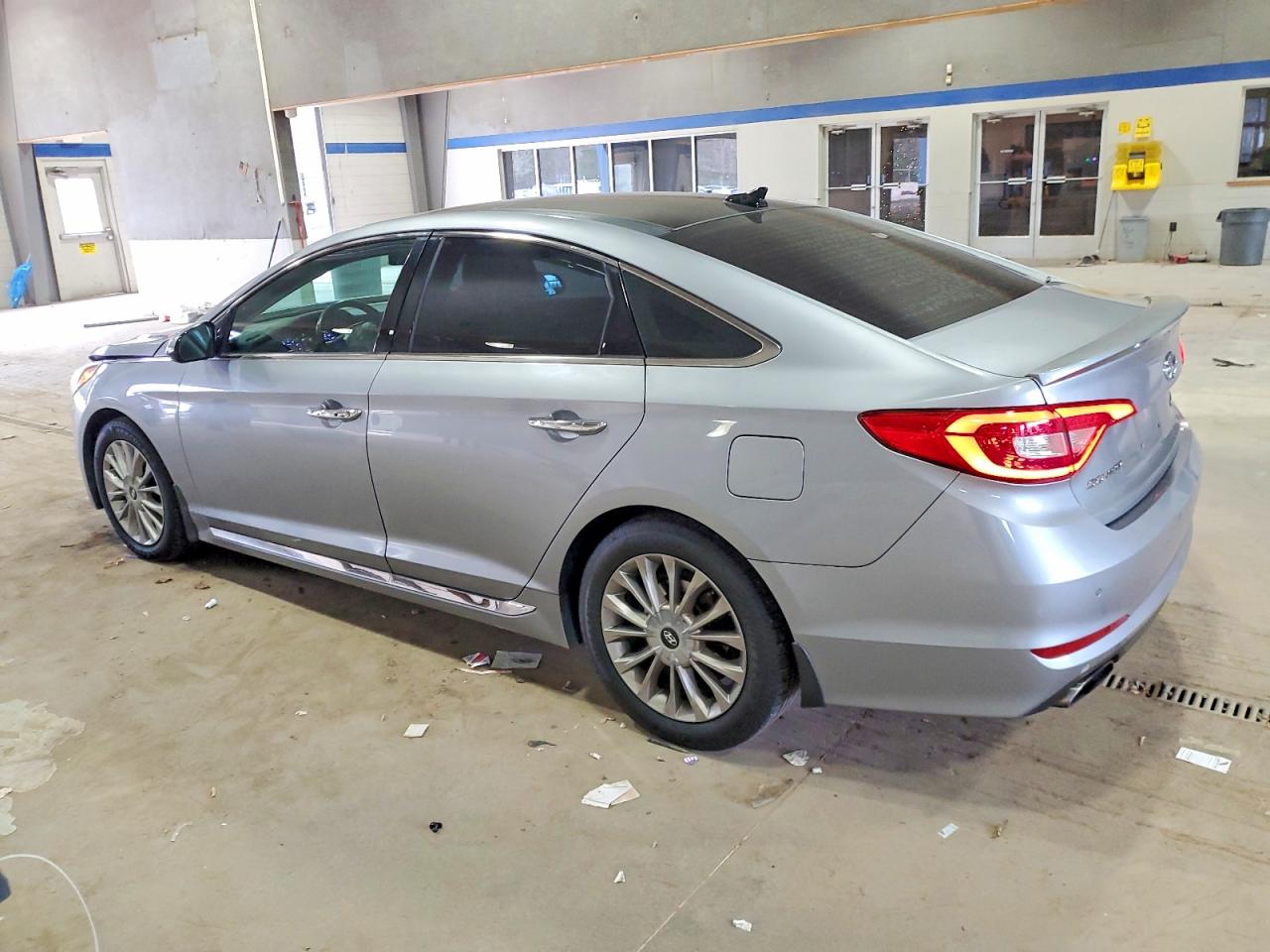2015 HYUNDAI SONATA SPORT photo 2