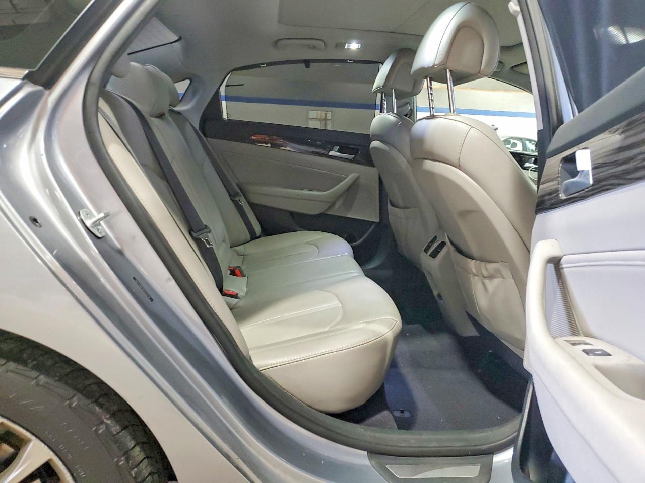 2015 HYUNDAI SONATA SPORT photo 10