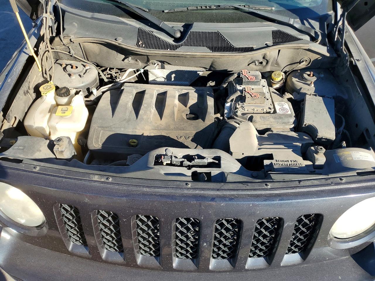 2014 JEEP PATRIOT LATITUDE photo 12