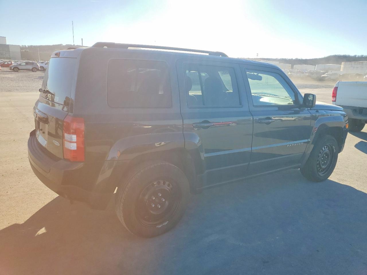 2014 JEEP PATRIOT LATITUDE photo 3