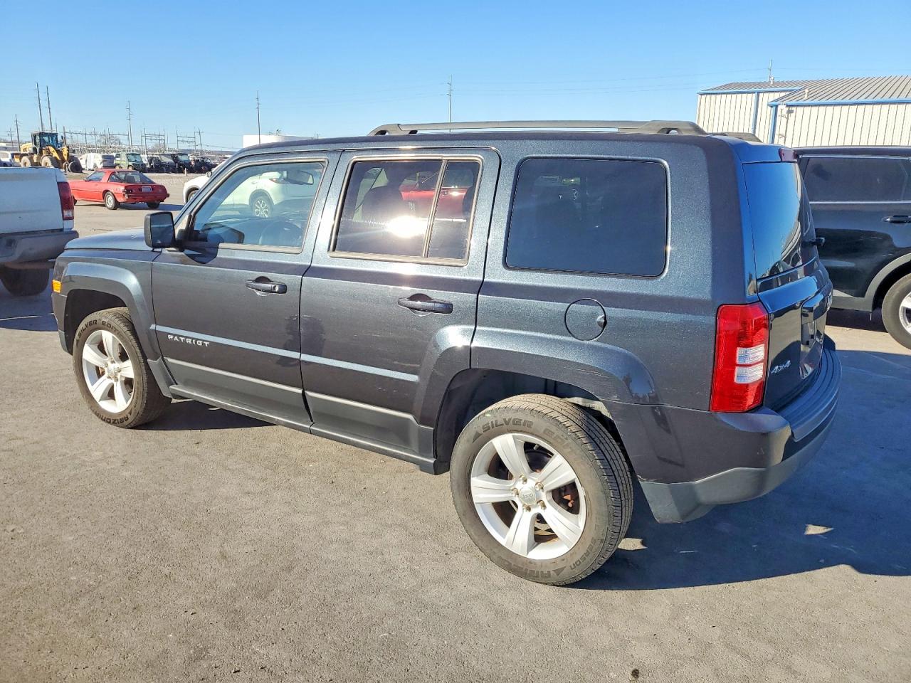 2014 JEEP PATRIOT LATITUDE photo 2