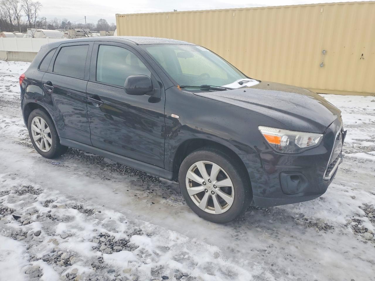 2015 MITSUBISHI OUTLANDER SPORT ES photo 4