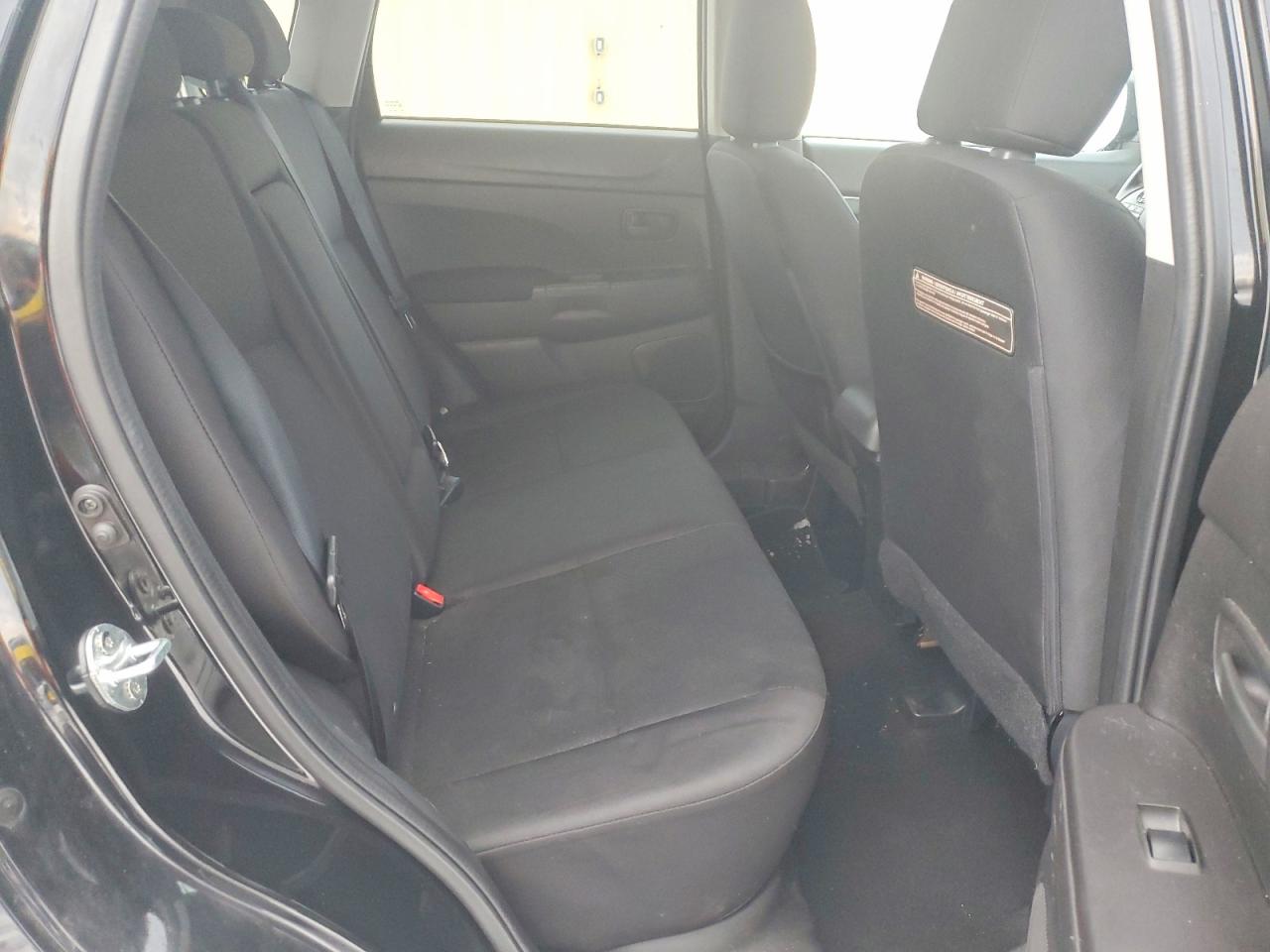 2015 MITSUBISHI OUTLANDER SPORT ES photo 11