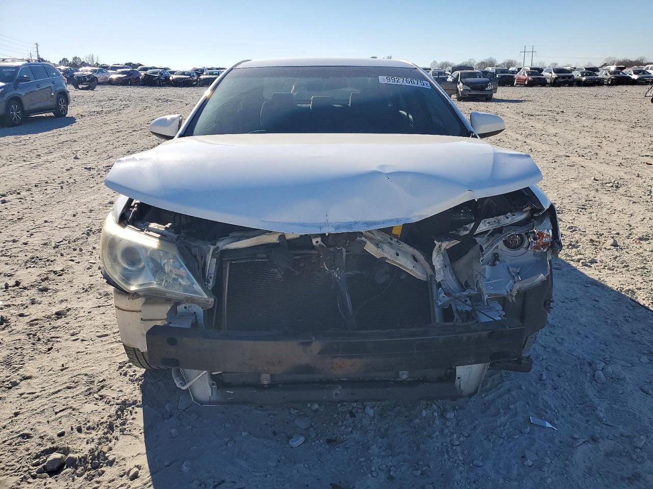 2014 TOYOTA CAMRY L photo 5