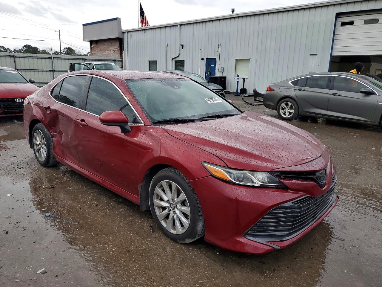 2019 TOYOTA CAMRY L photo 4