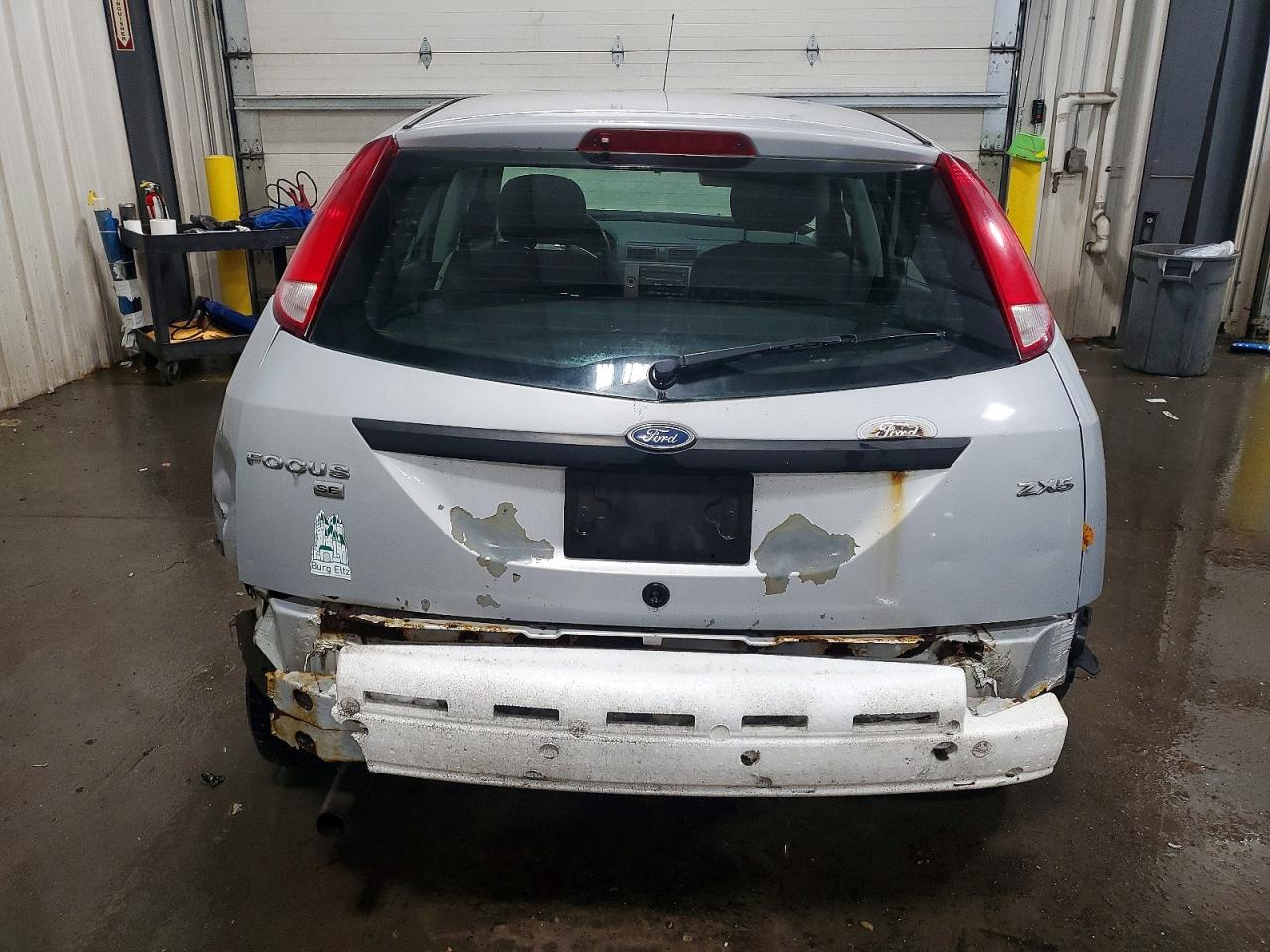 2005 FORD FOCUS ZX5 photo 6