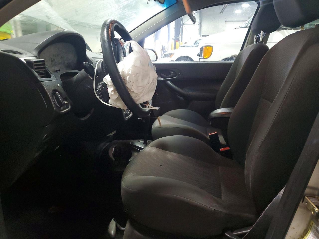 2005 FORD FOCUS ZX5 photo 7