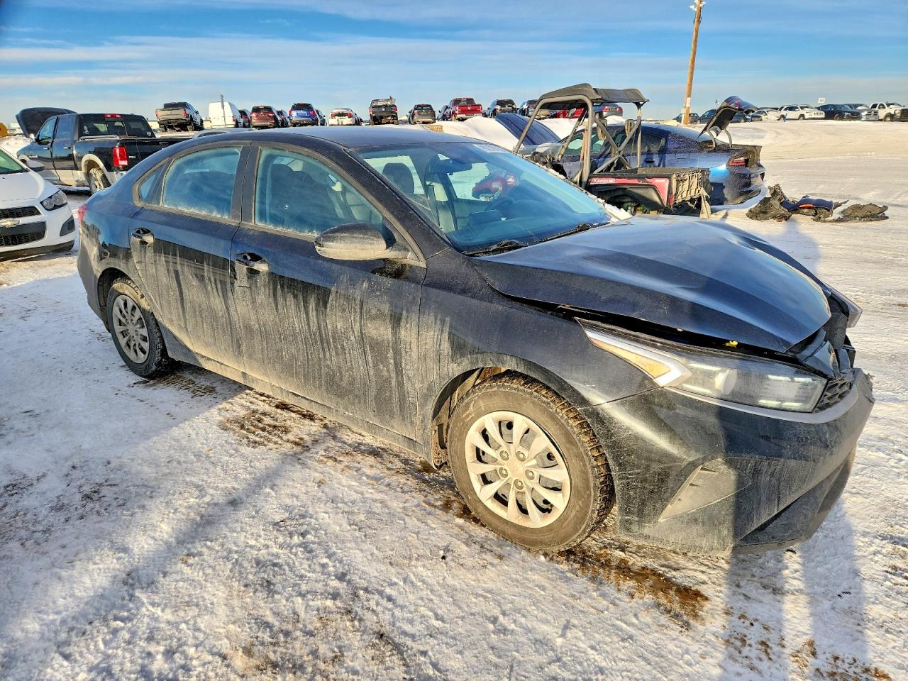 2023 KIA FORTE LX photo 4