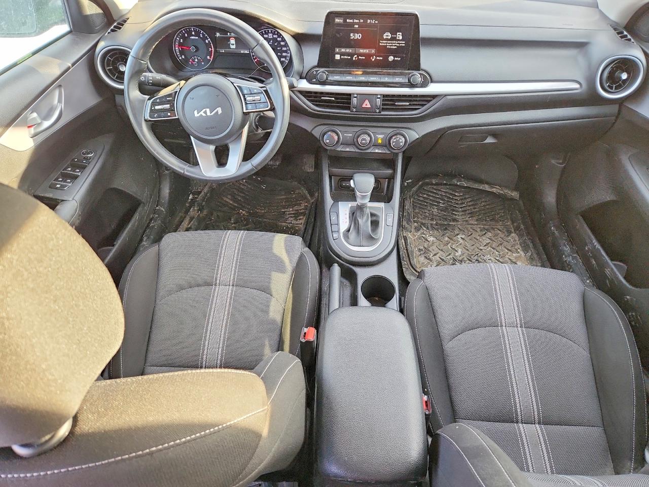 2023 KIA FORTE LX photo 8