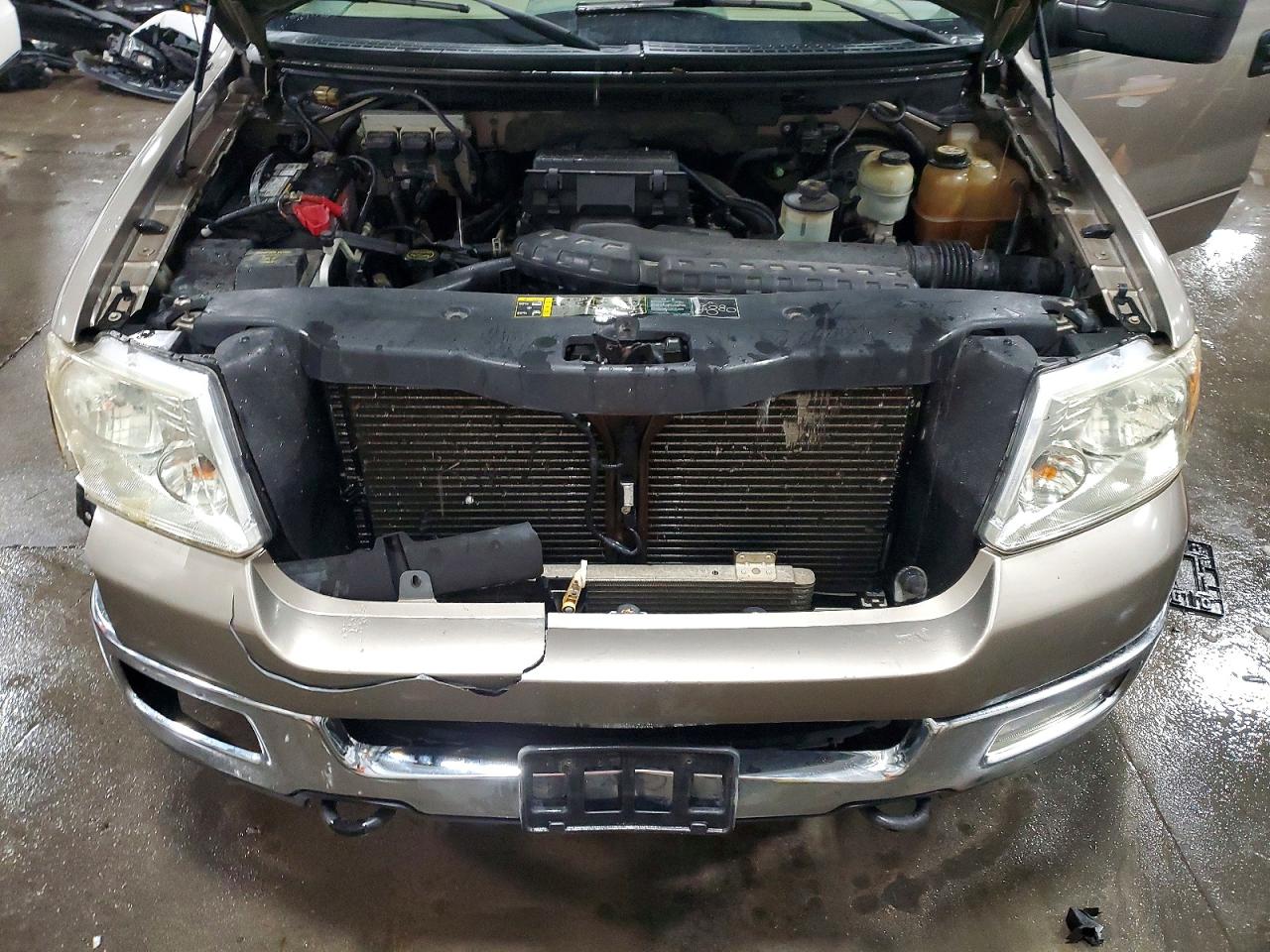 2004 FORD F150 photo 11