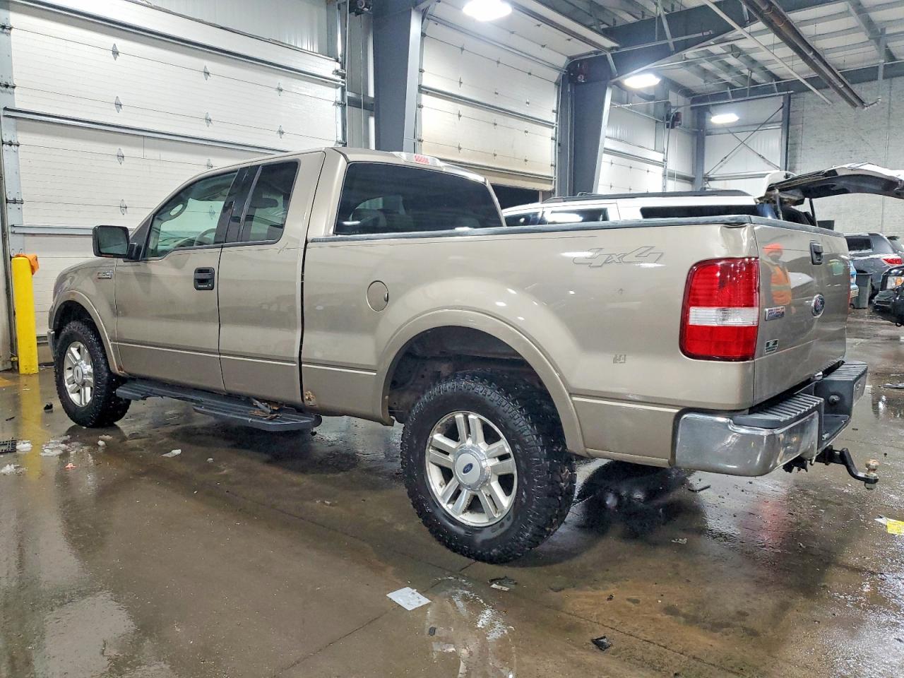 2004 FORD F150 photo 2