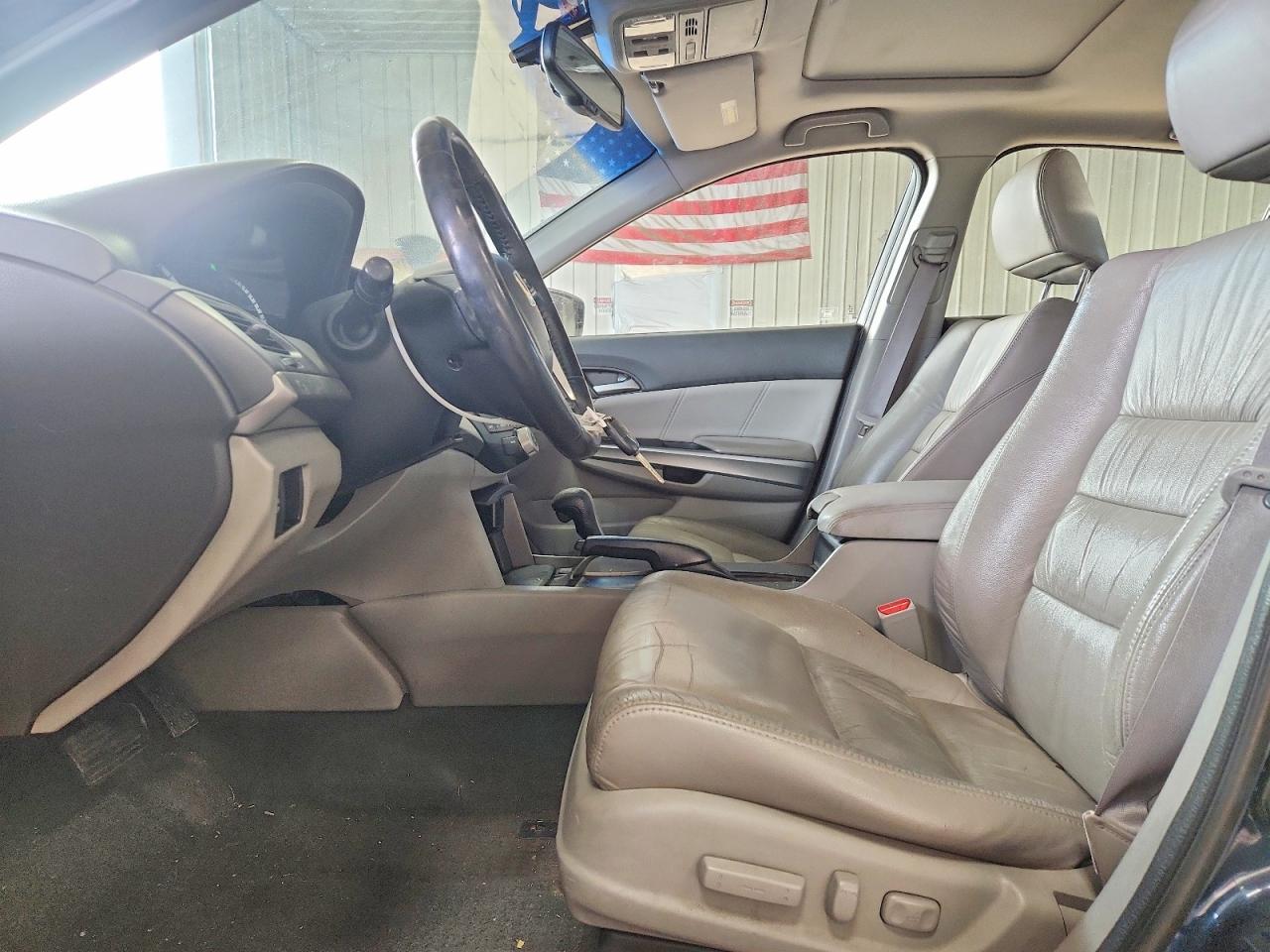 2010 HONDA ACCORD EXL photo 7