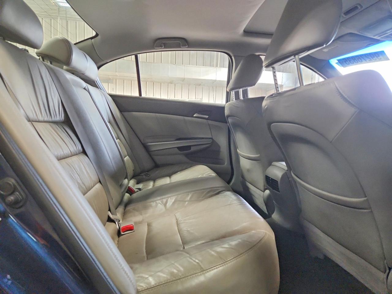 2010 HONDA ACCORD EXL photo 10