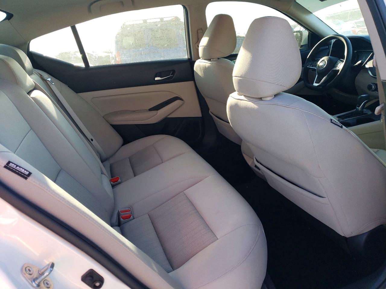 2019 NISSAN ALTIMA S photo 10
