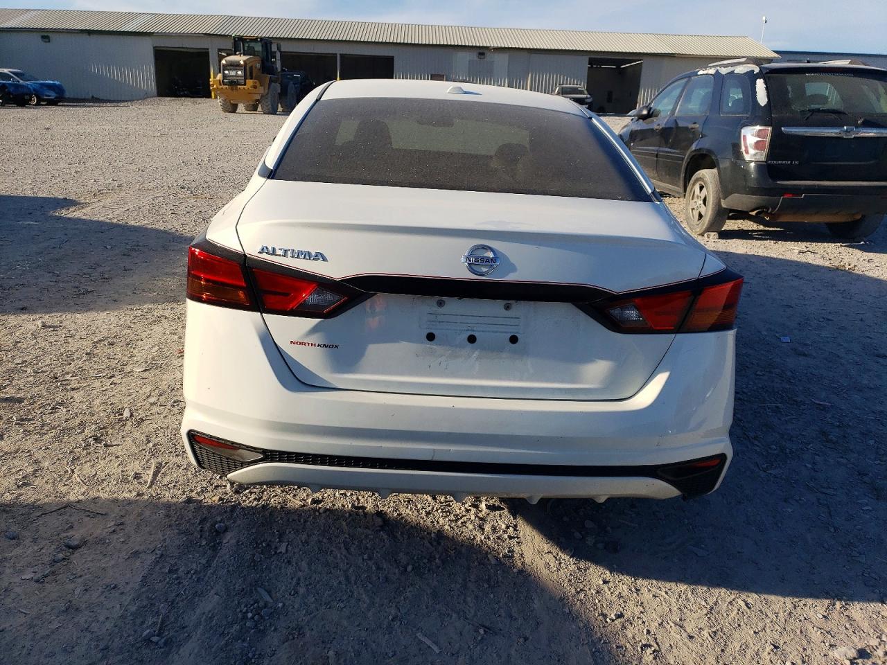 2019 NISSAN ALTIMA S photo 6