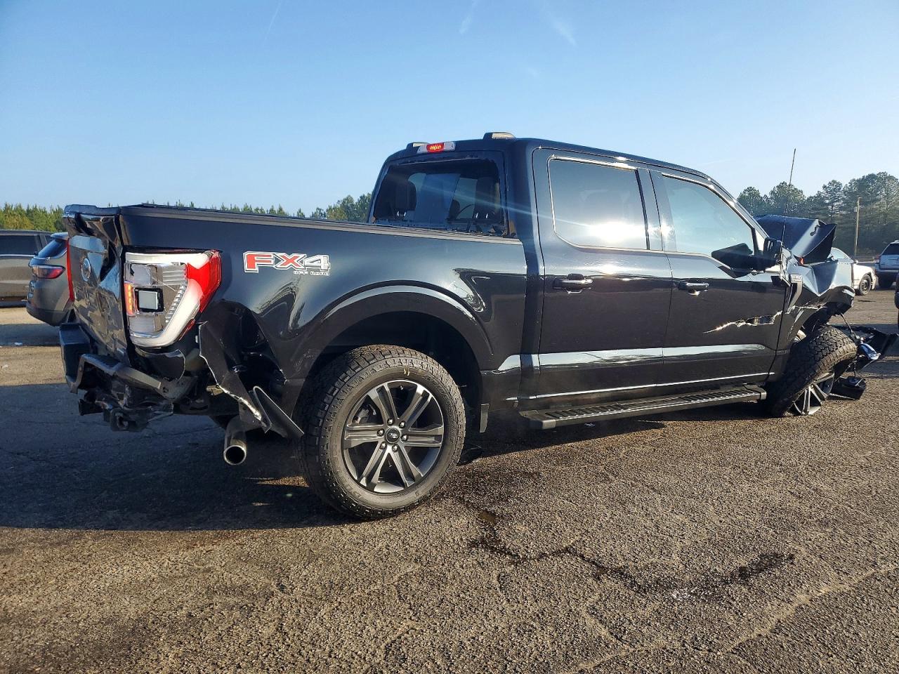 2023 FORD F150 SUPERCREW photo 3