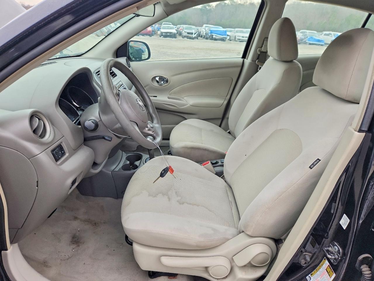 2012 NISSAN VERSA S photo 13
