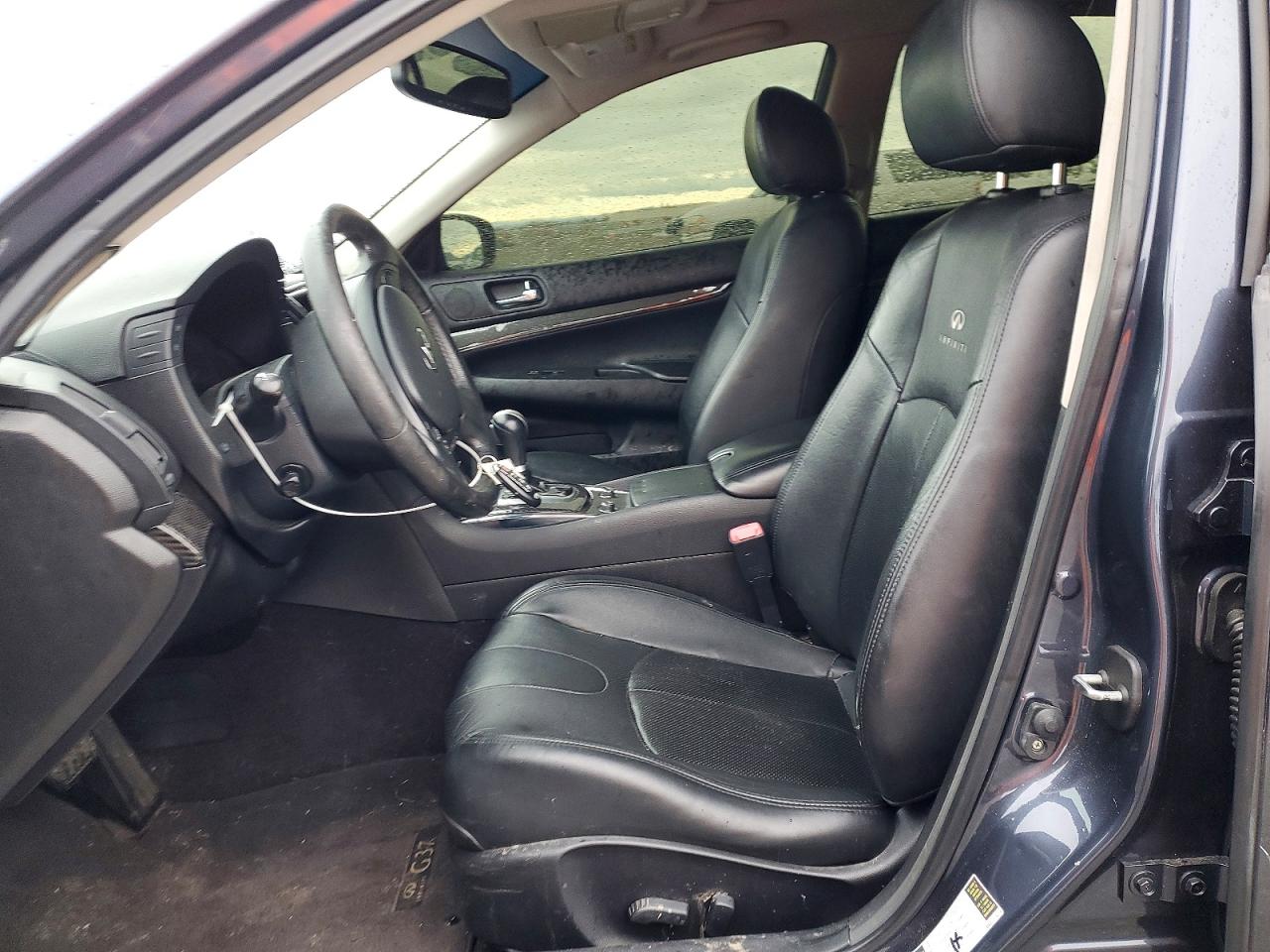 2012 INFINITI G37 BASE photo 7