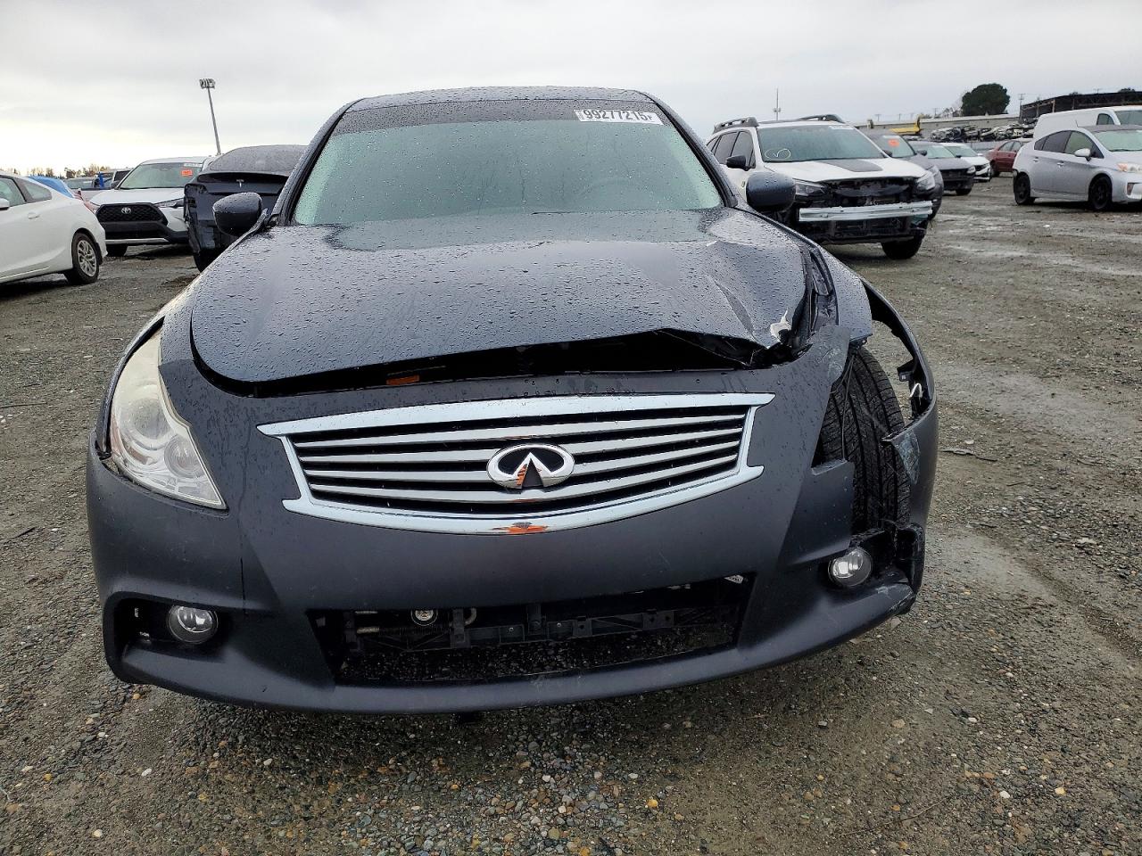 2012 INFINITI G37 BASE photo 5