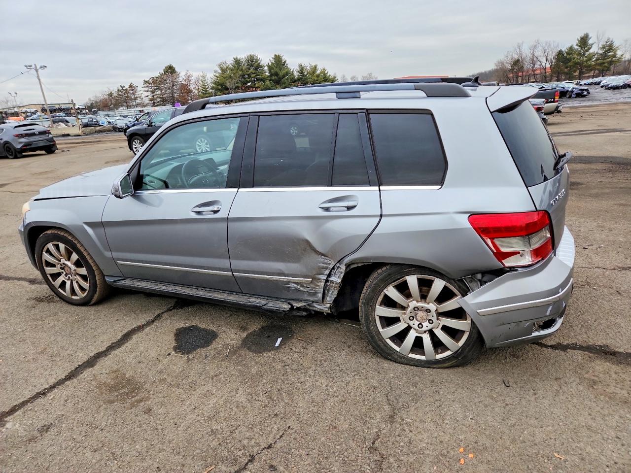 2010 MERCEDES-BENZ GLK 350 4MATIC photo 2