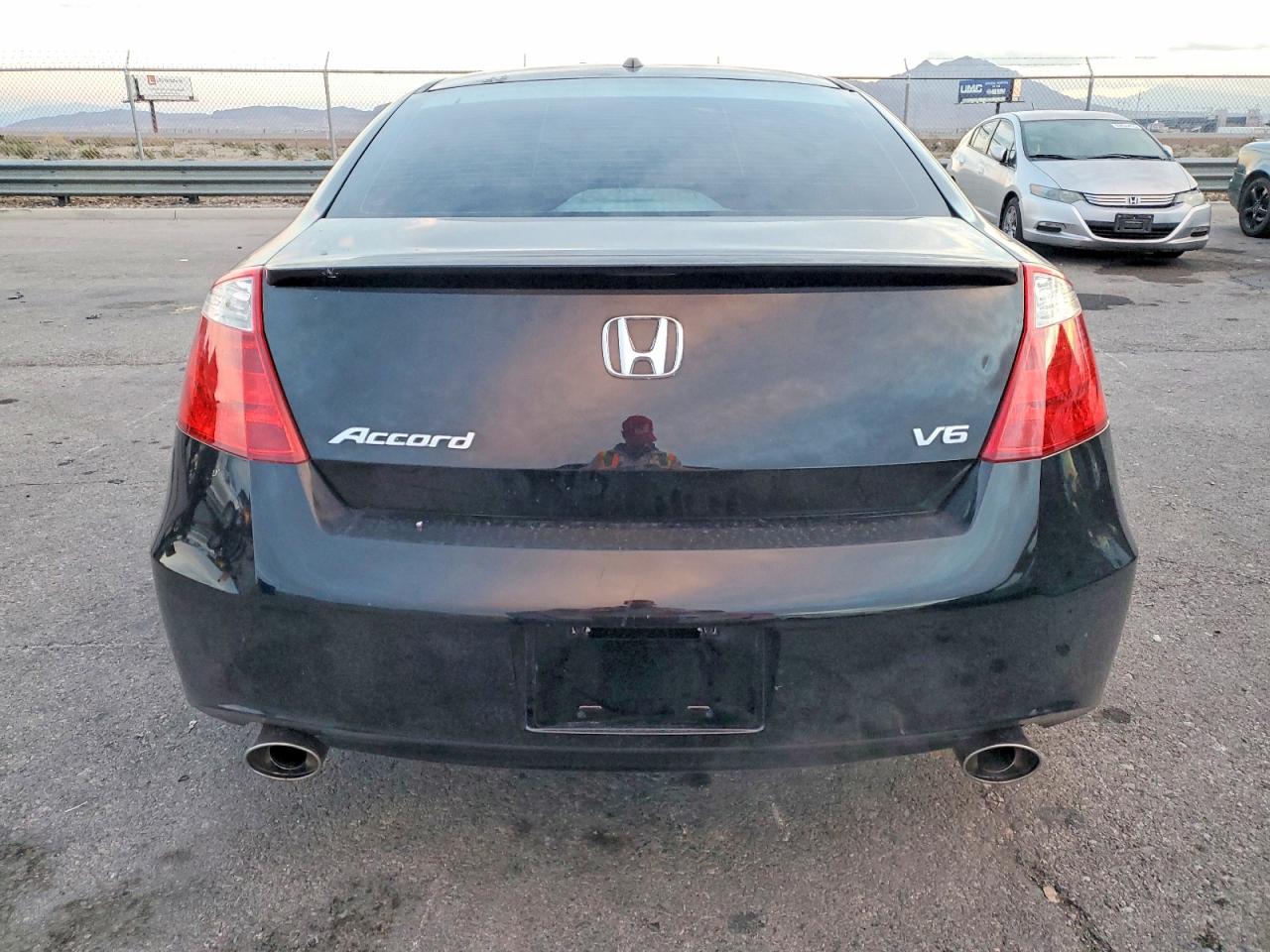 2010 HONDA ACCORD EXL photo 6