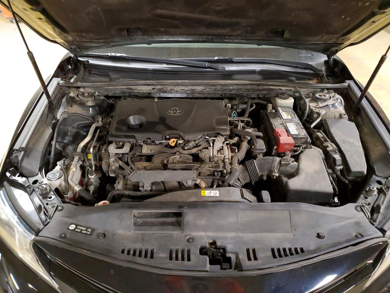 2018 TOYOTA CAMRY L photo 11