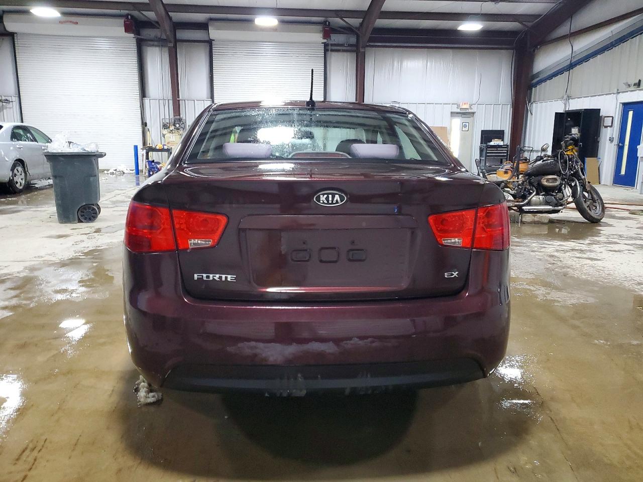 2010 KIA FORTE EX photo 6