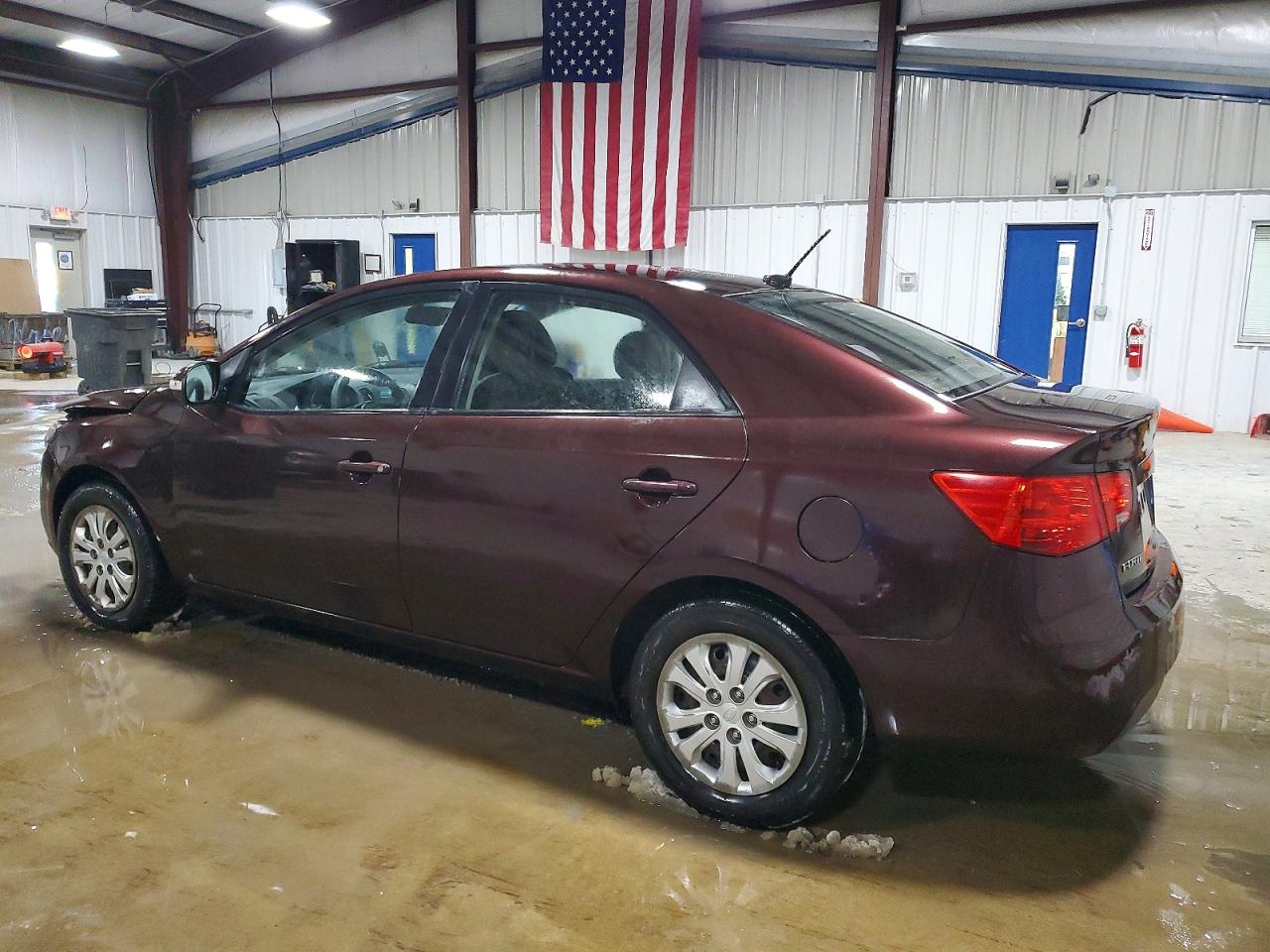 2010 KIA FORTE EX photo 2