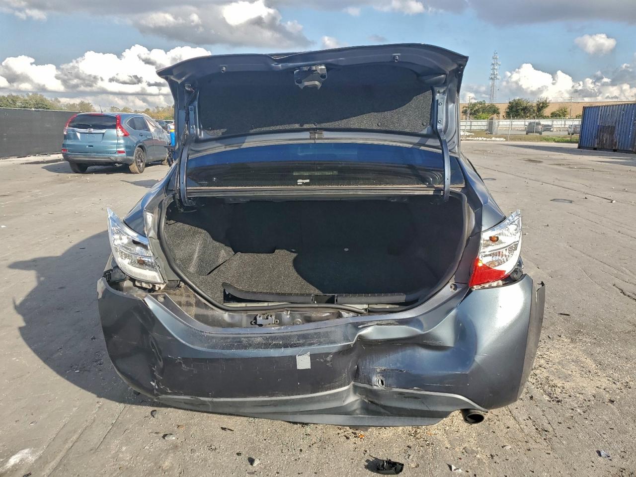 2015 TOYOTA COROLLA L photo 6