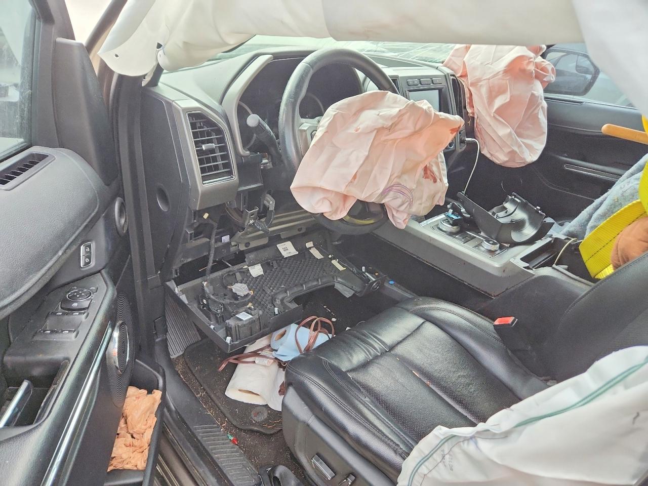 2019 FORD EXPEDITION XLT photo 15