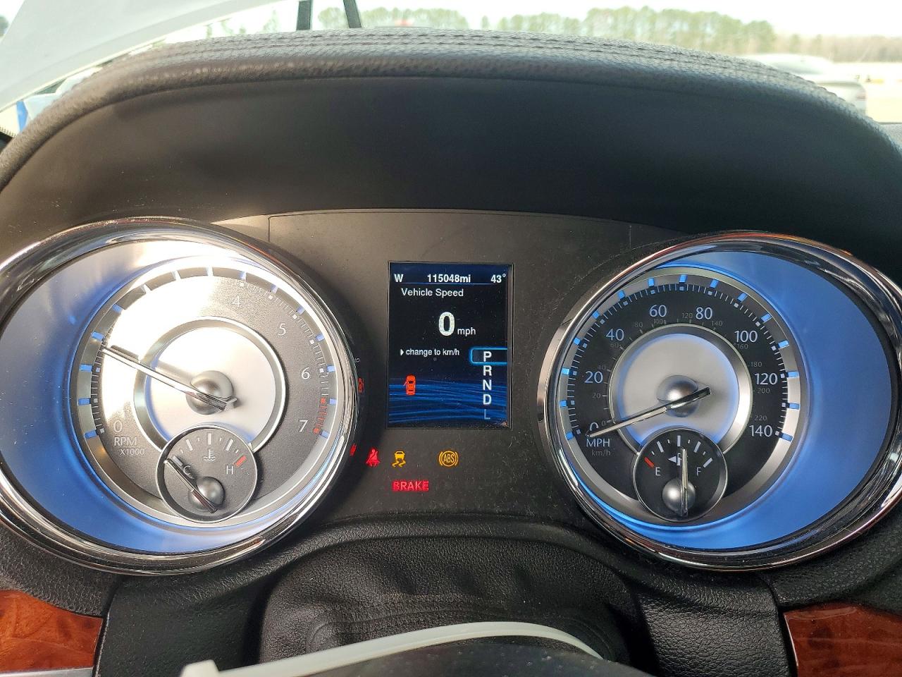 2014 CHRYSLER 300 photo 17