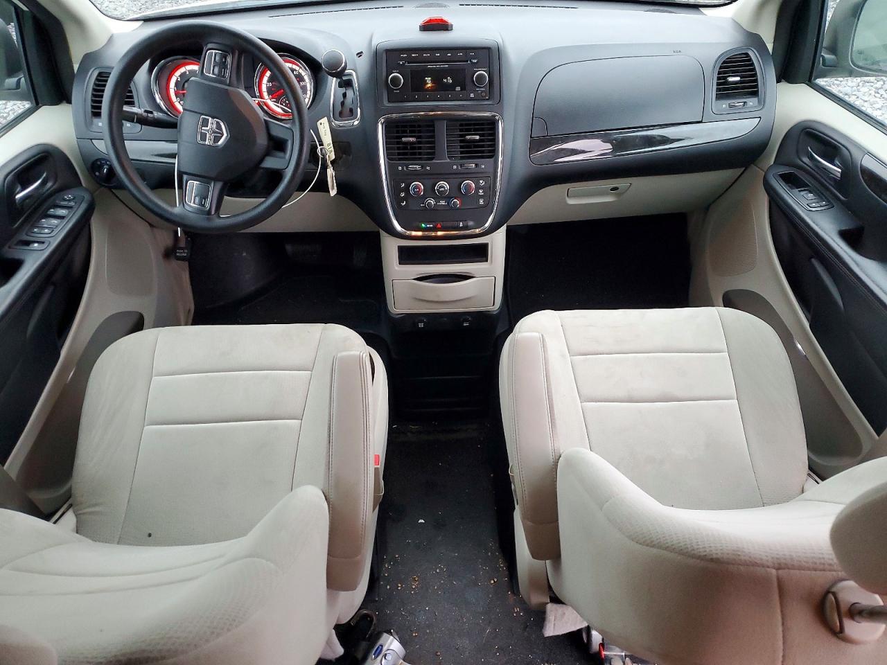 2013 DODGE GRAND CARAVAN SE photo 8