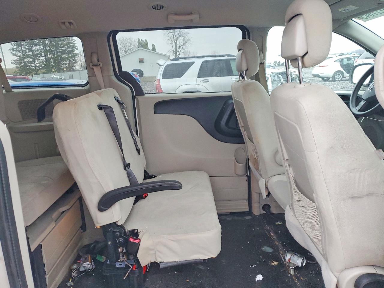 2013 DODGE GRAND CARAVAN SE photo 11