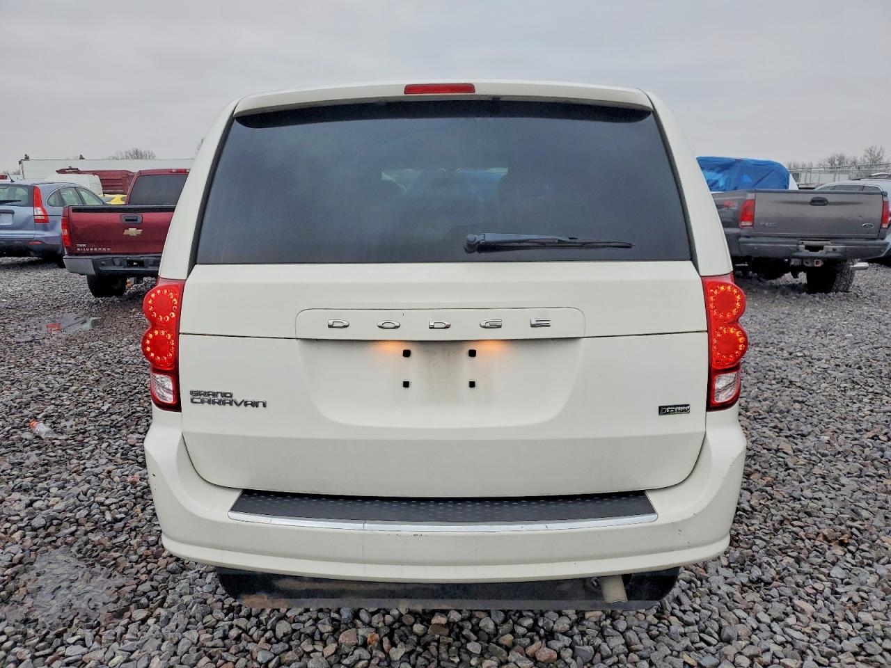 2013 DODGE GRAND CARAVAN SE photo 6