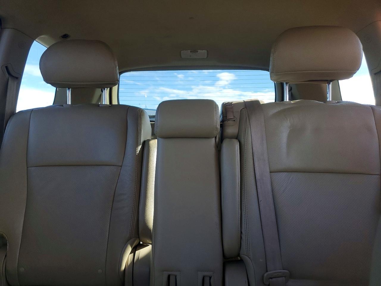 2009 TOYOTA HIGHLANDER photo 10