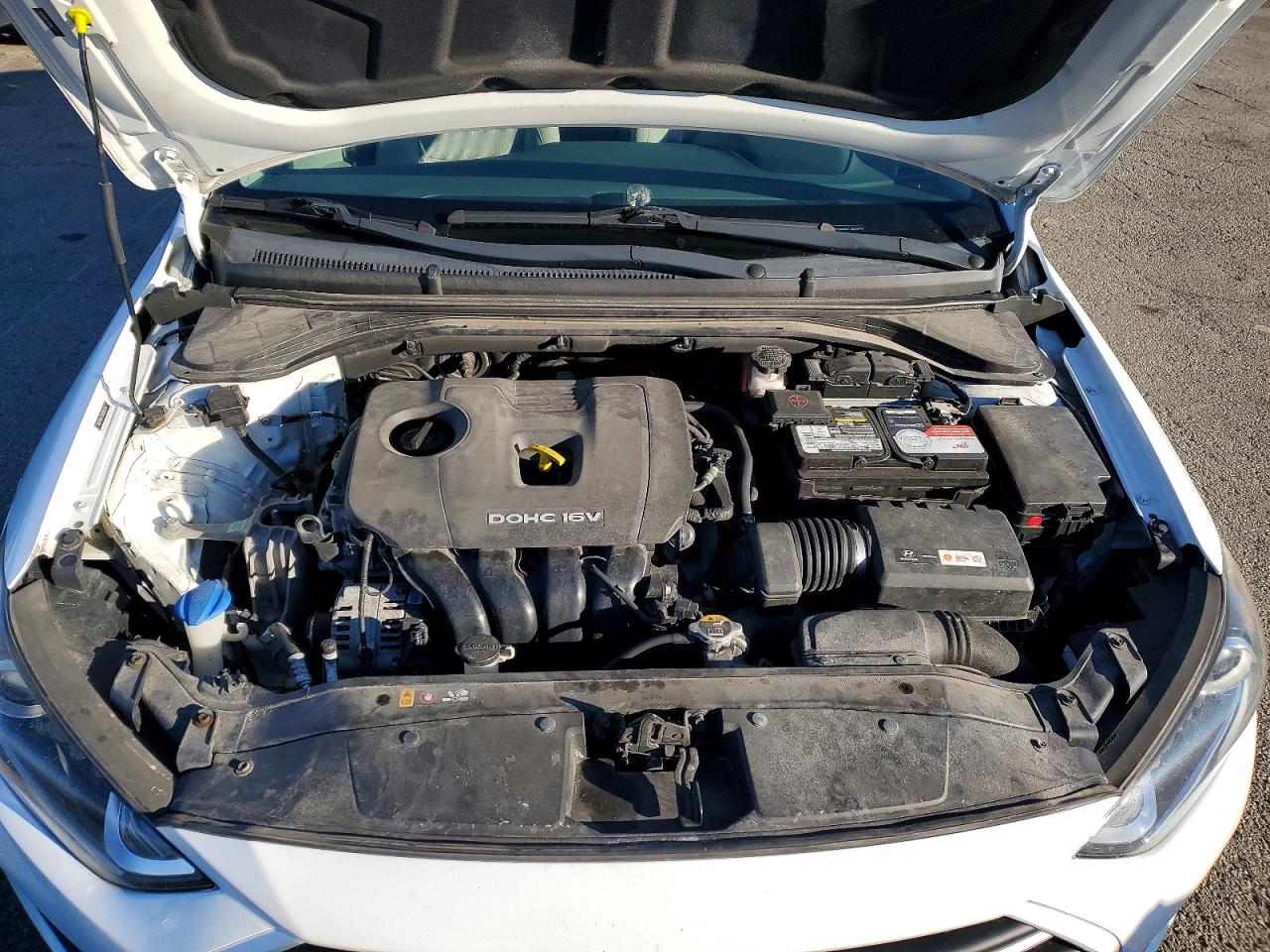 2017 HYUNDAI ELANTRA SE photo 11