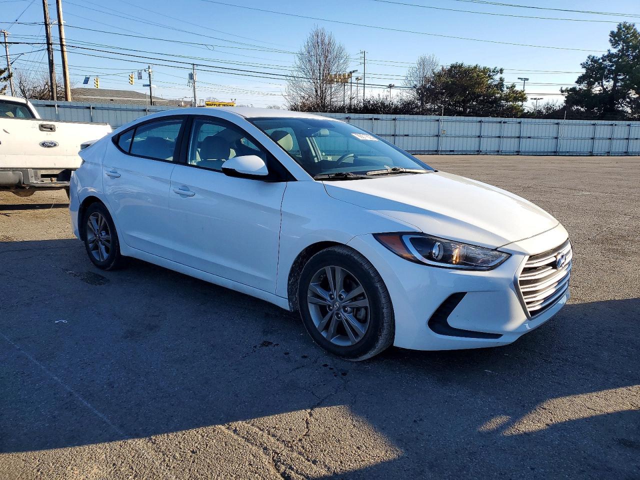 2017 HYUNDAI ELANTRA SE photo 4