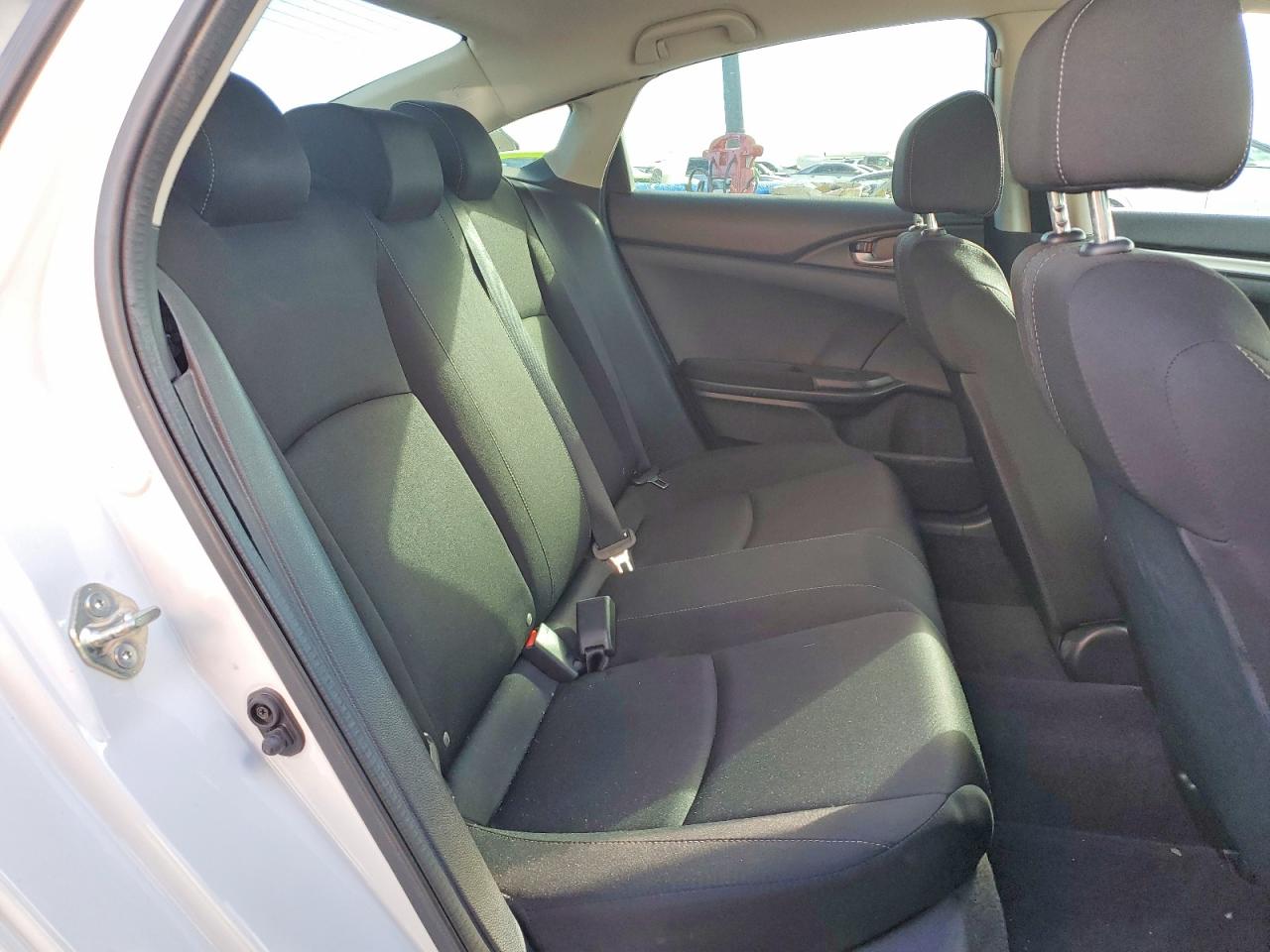 2020 HONDA CIVIC LX photo 10