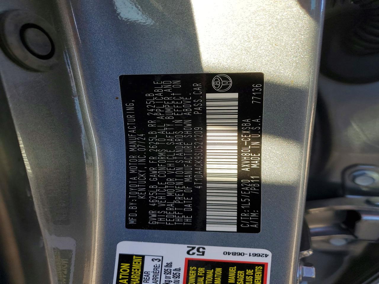 2025 TOYOTA CAMRY XSE photo 37
