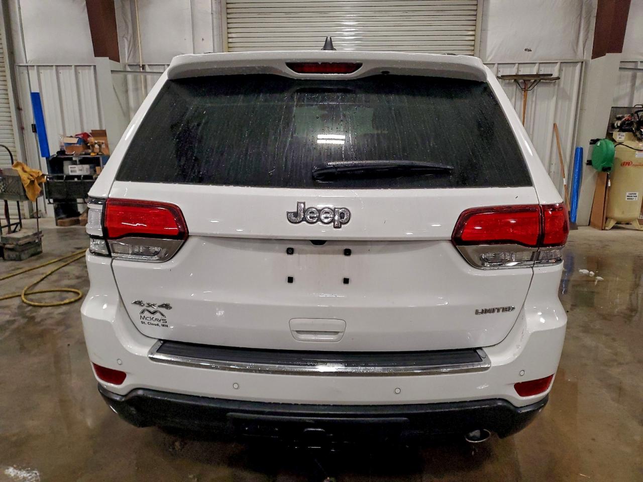 2020 JEEP GRAND CHEROKEE LIMITED photo 6