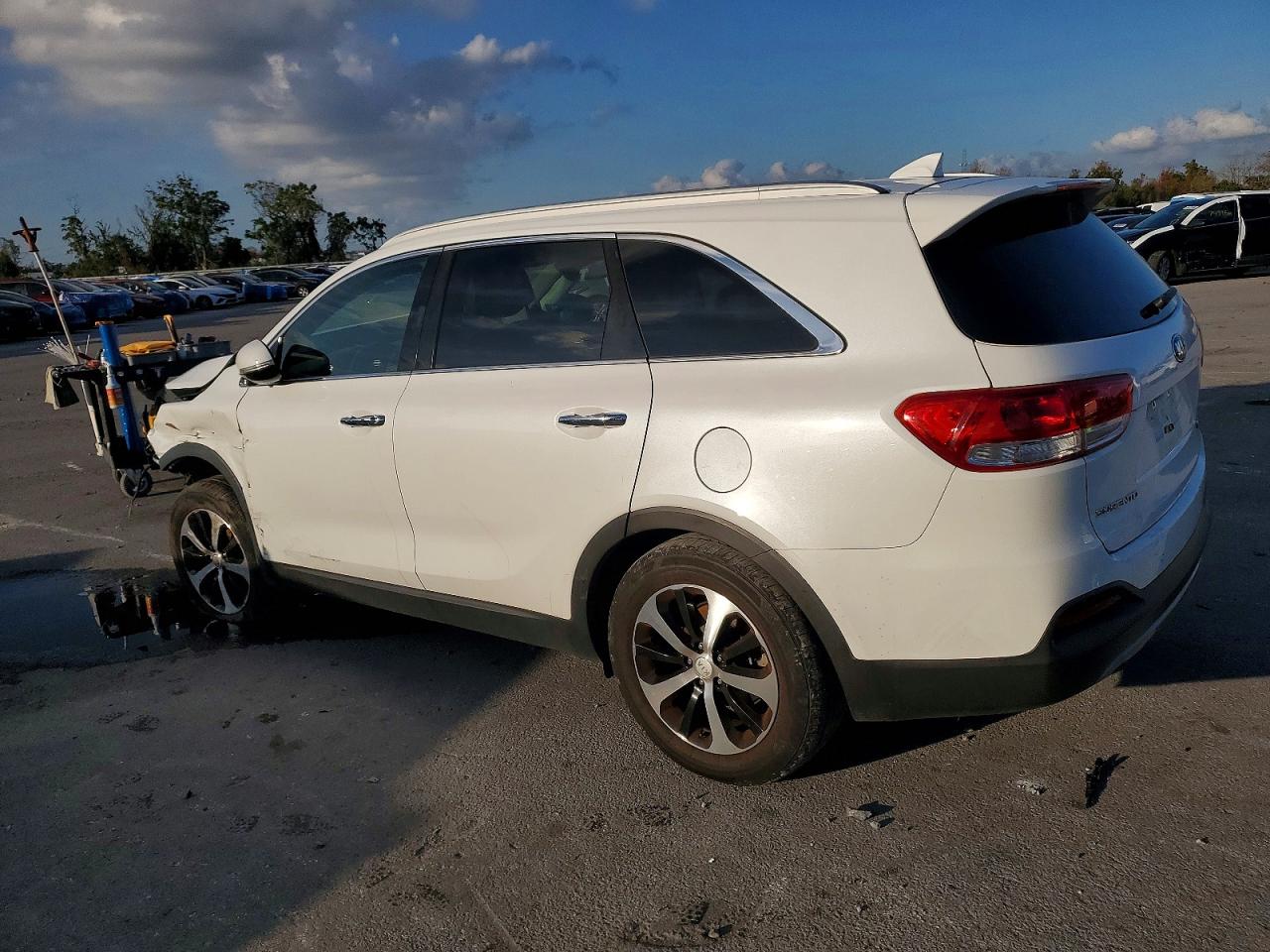 2017 KIA SORENTO EX photo 2