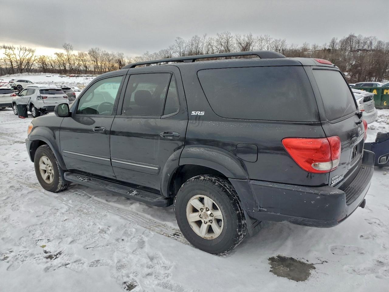 2007 TOYOTA SEQUOIA SR5 photo 2