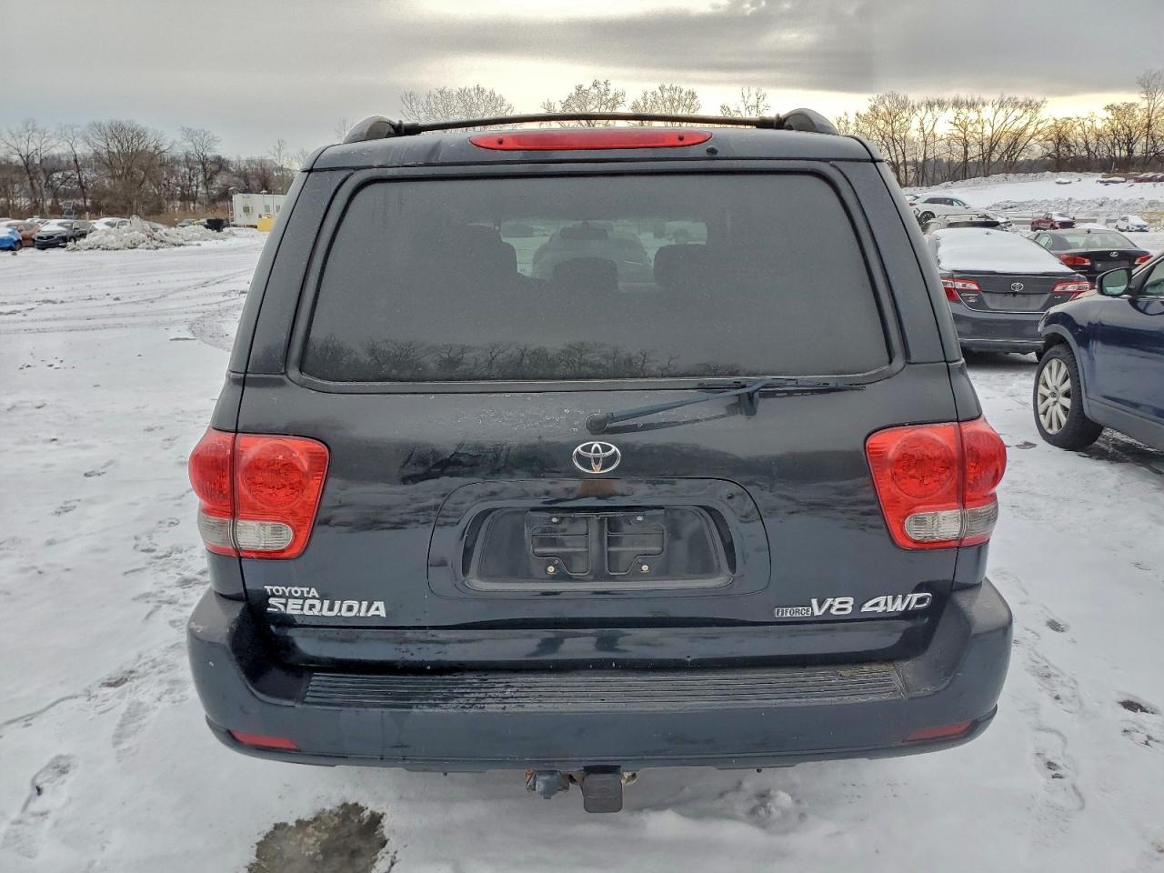 2007 TOYOTA SEQUOIA SR5 photo 6