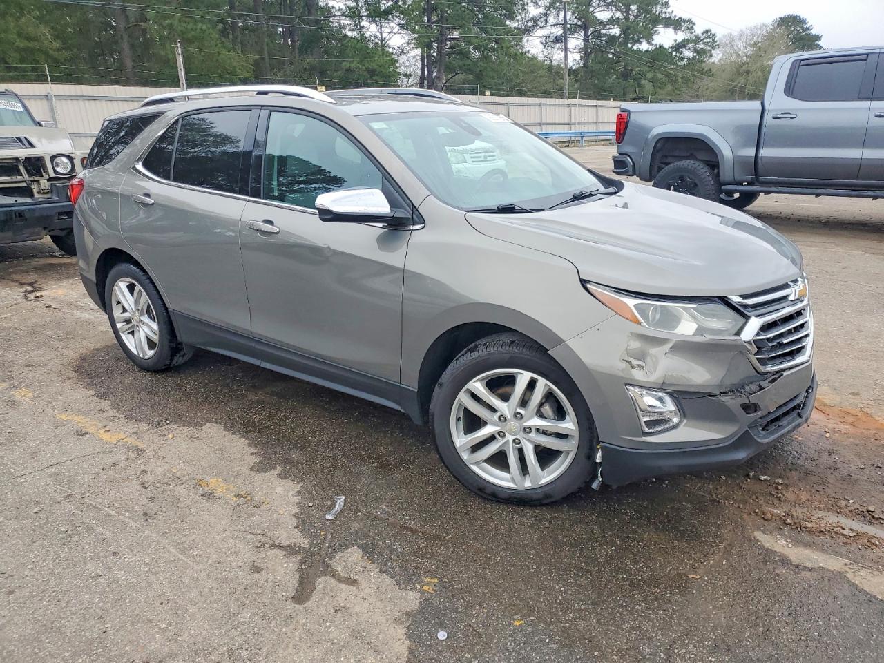 2018 CHEVROLET EQUINOX PREMIER photo 4