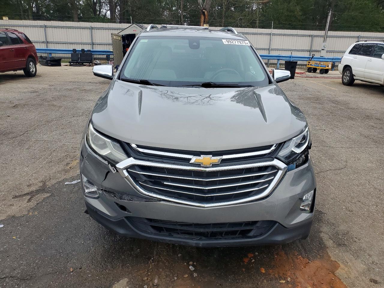 2018 CHEVROLET EQUINOX PREMIER photo 5