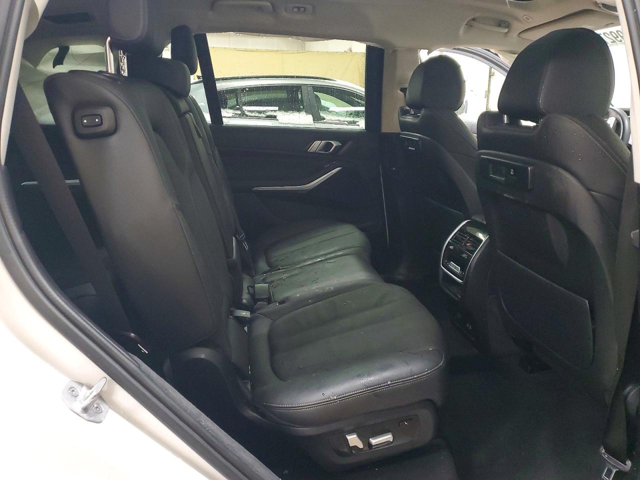 2022 BMW X7 XDRIVE40I photo 21