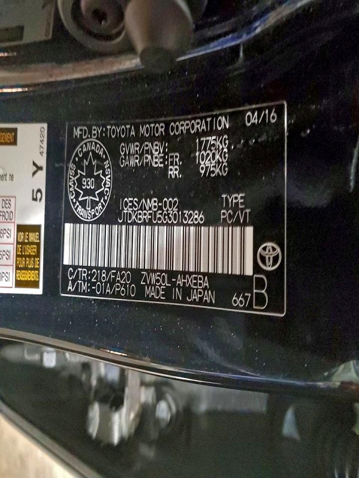 2016 TOYOTA PRIUS photo 12