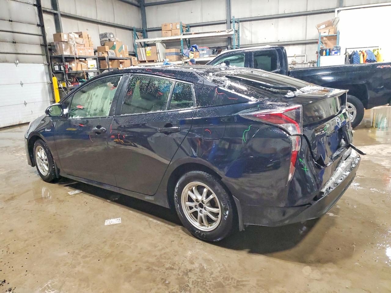 2016 TOYOTA PRIUS photo 2